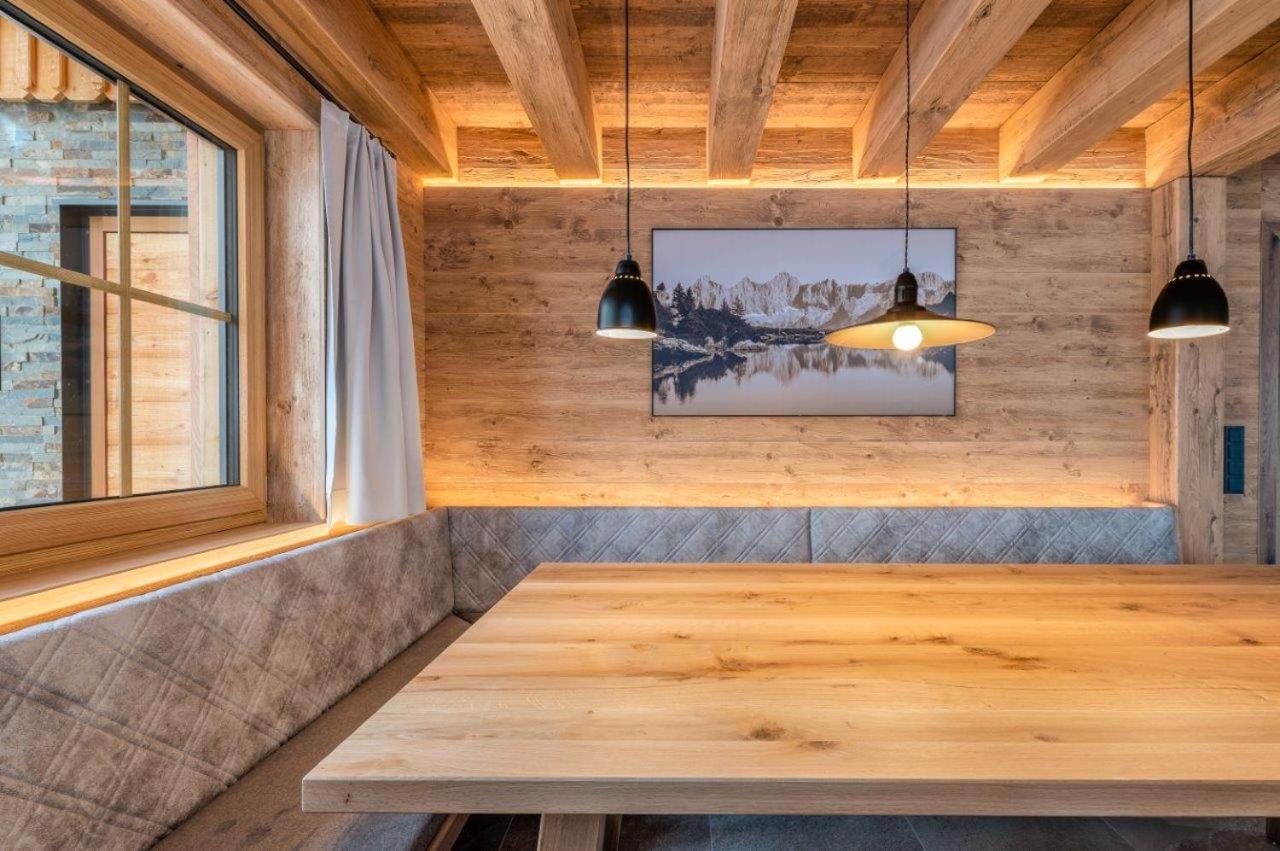 Poolchalet Dachsteinblick プルークガーン エクステリア 写真