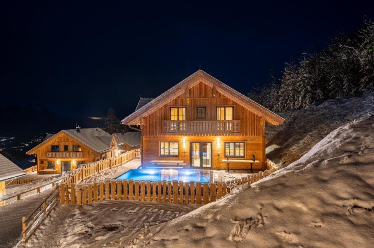 Poolchalet Dachsteinblick プルークガーン エクステリア 写真