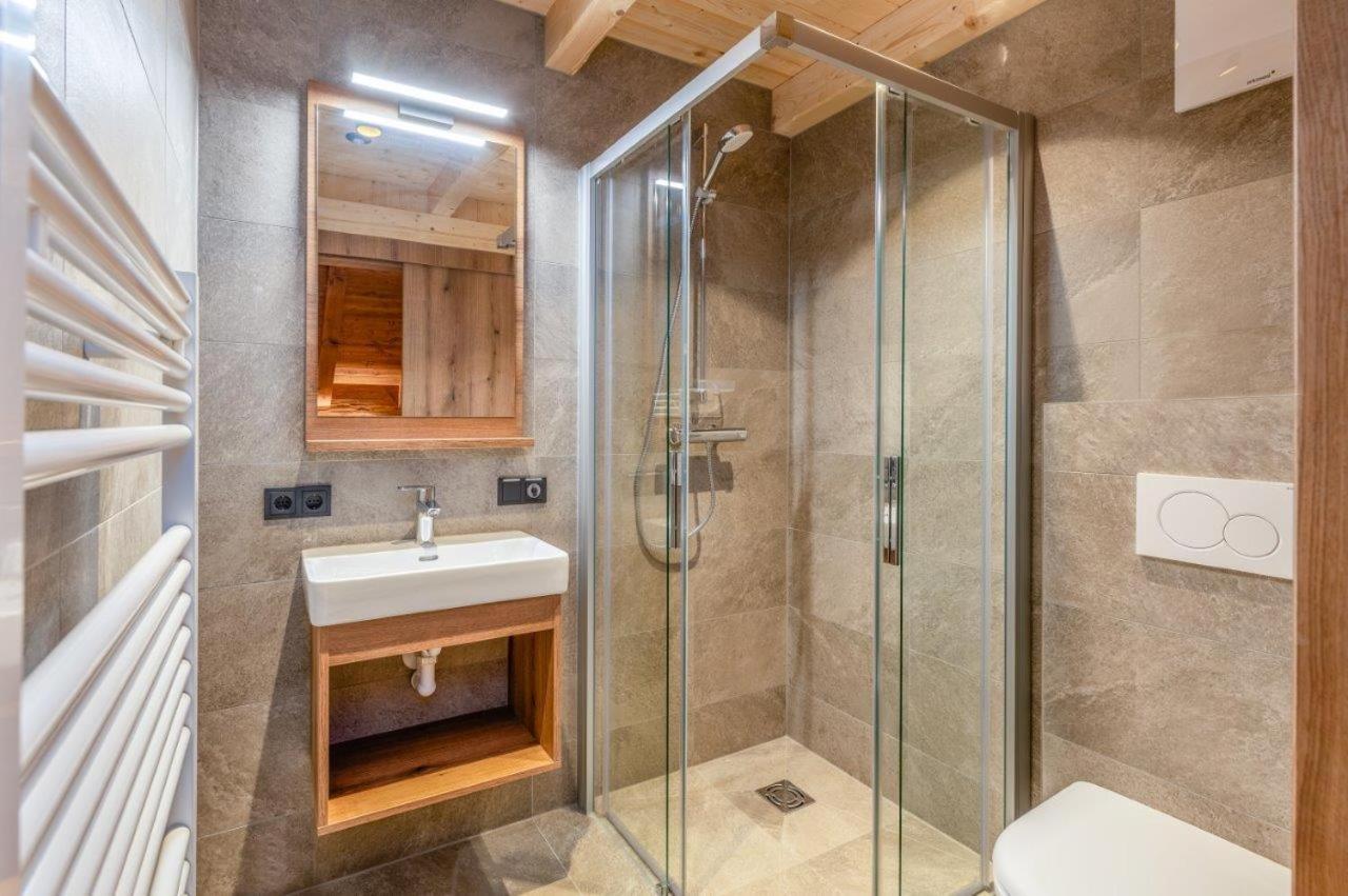 Poolchalet Dachsteinblick プルークガーン エクステリア 写真