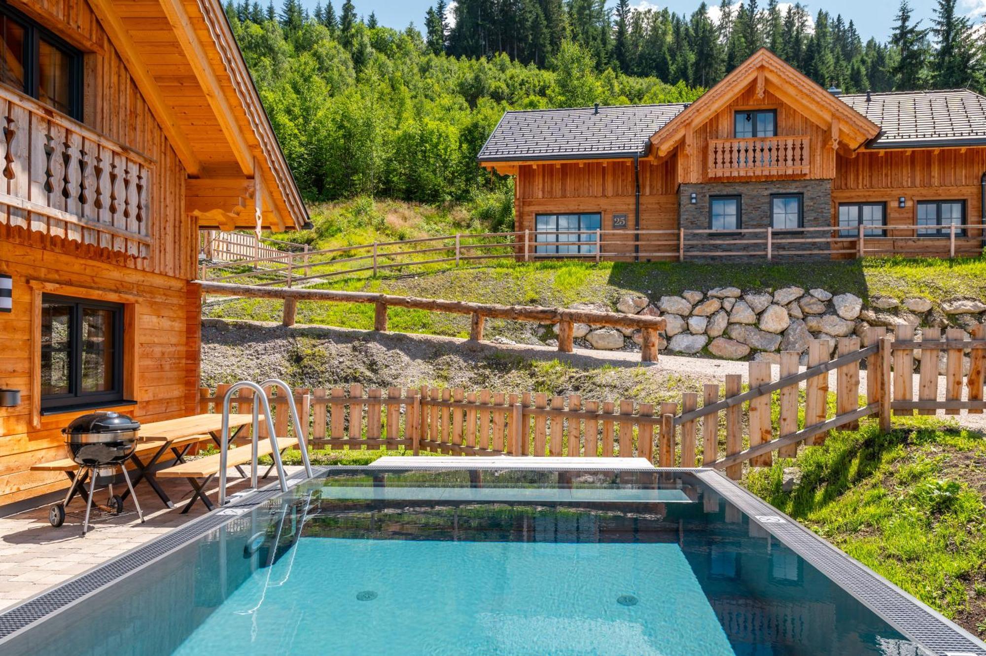 Poolchalet Dachsteinblick プルークガーン エクステリア 写真